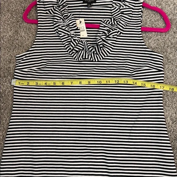 Talbots NWT Sp black and white dress with pretty ruffles at the v-neck. - Picture 4 of 7